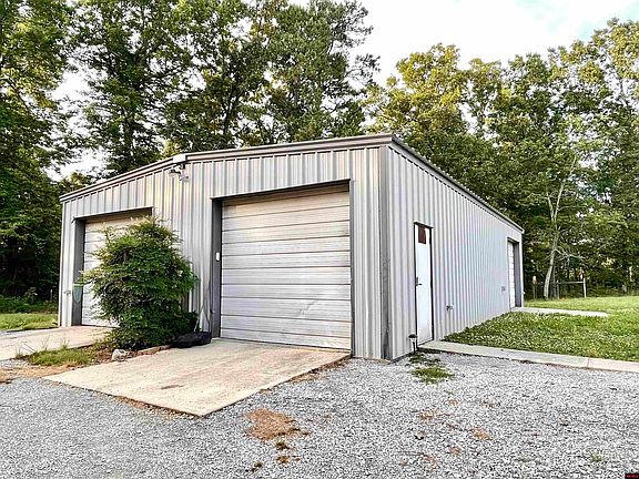 4th image of 1262 Frosty Knapp Rd