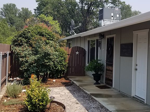 Entry walkway