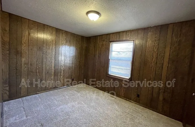 1316 E Lakewood St — Photo 10