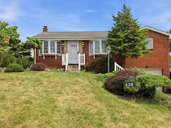 428 Lucy Dr, Pittsburgh, PA 15236