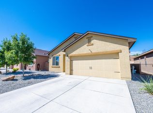 2923 Rio Maule Dr SW, Albuquerque, NM 87121