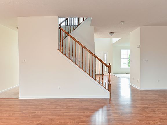 Open Floorplan, View from FR Slider toward Foyer