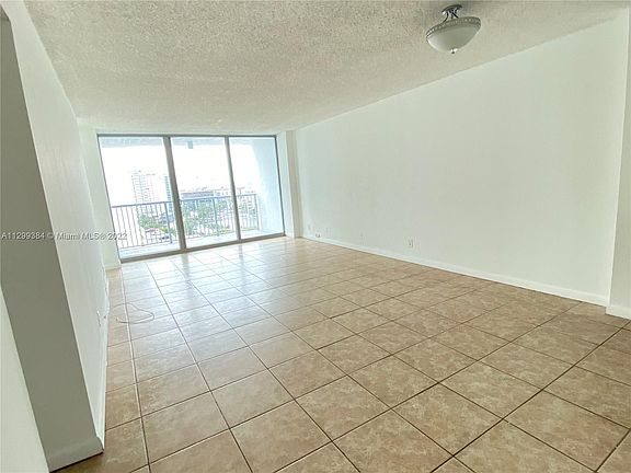 5th image of 2655 Collins Ave APT 1408