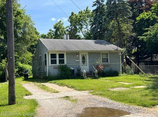 3236 Risedorph Ave, Flint, MI 48506