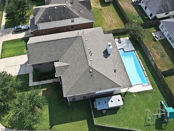 2nd image of 19502 Bear Springs Dr