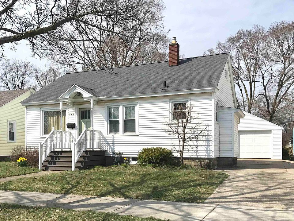 1st image of 271 W 15th St