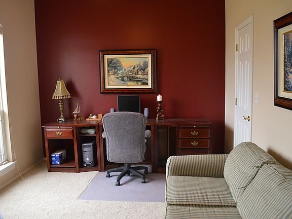 Home office or 4th bedroom