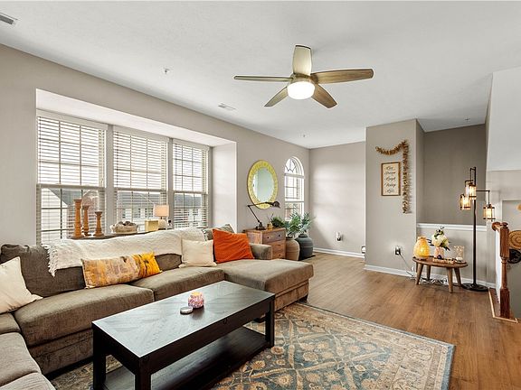 5th image of 506 Aprilmae Way