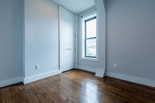 Rented by Simply Brooklyn Realty Inc | media 25