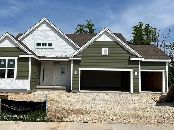 W70N1154 Pinehurst ROAD, Cedarburg, WI 53012