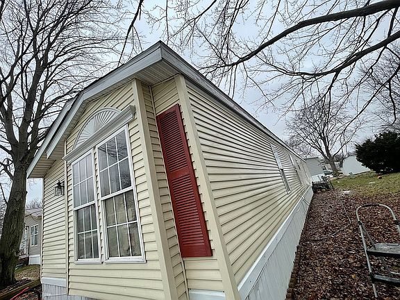 2nd image of 481 S Kippen Dr SE