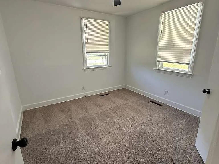 6 Emily Dr — Photo 14