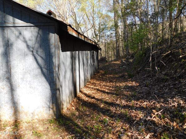 440 Big Hill Rd, Pennington Gap, VA 24277