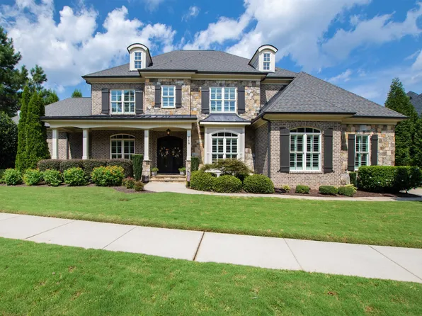 209 Michelangelo Way, Cary, NC 27518