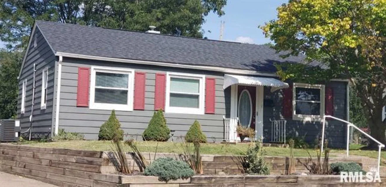 3 bed, 1260 sqft, $1,500 — Photo 2