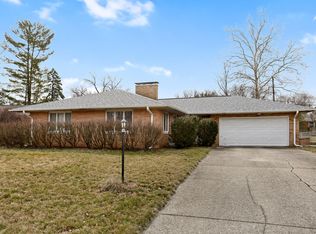 405 Burkwood Ct W, Urbana, IL