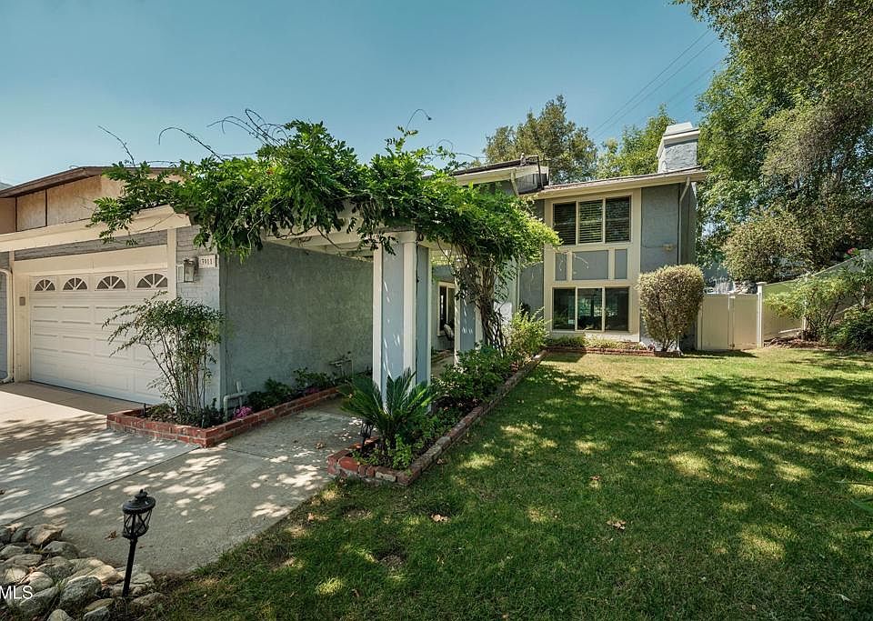 1st image of 3911 Park Vista Pl