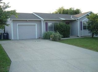 1737 Redbud Ln, Eudora, KS 66025
