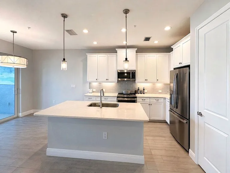 2549 Seychelles Dr #507 — Photo 9