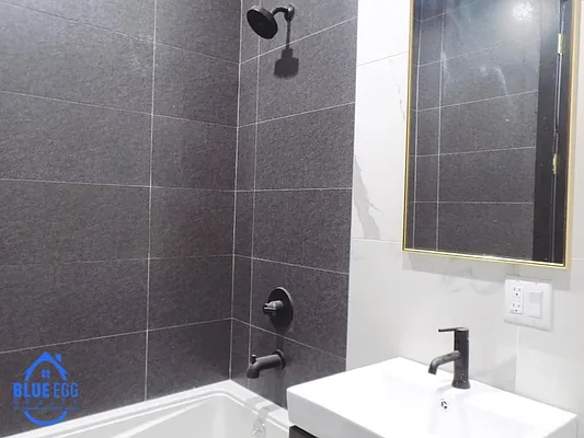 Rented by Blue Egg Realty Corp | media 35