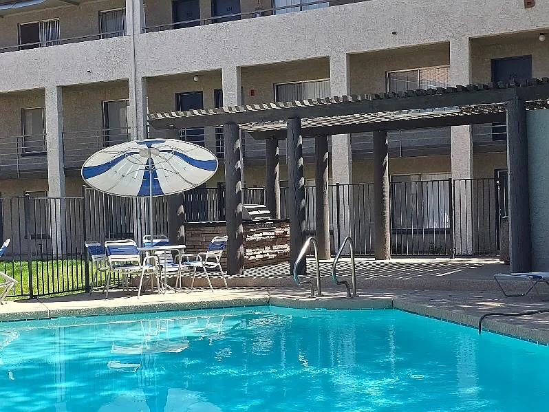 Vue Nineteen 01 — Photo 3