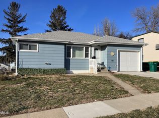 726 N 24th St, Bismarck, ND 58501