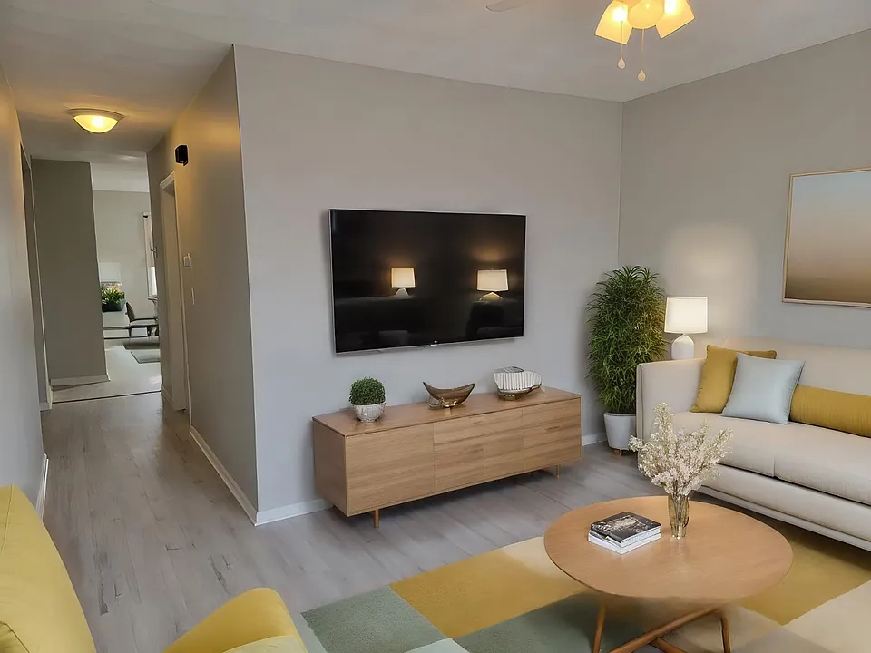 318 New York Ave #3
