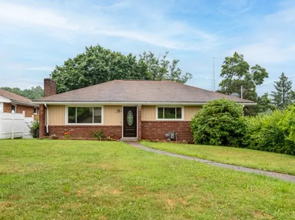 5836 Heberton Dr, Verona, PA 15147