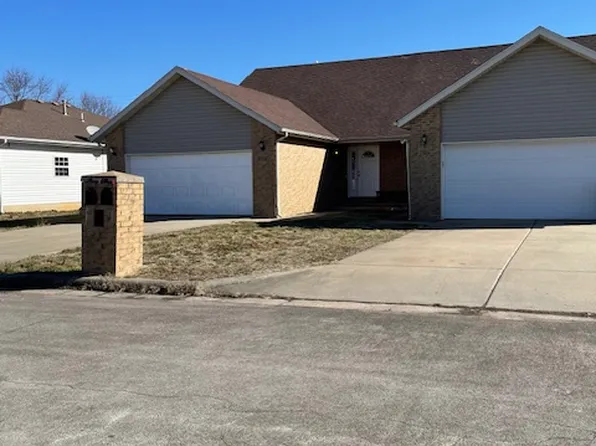 4300-4302 N Morgan Ct, Ozark, MO 65721