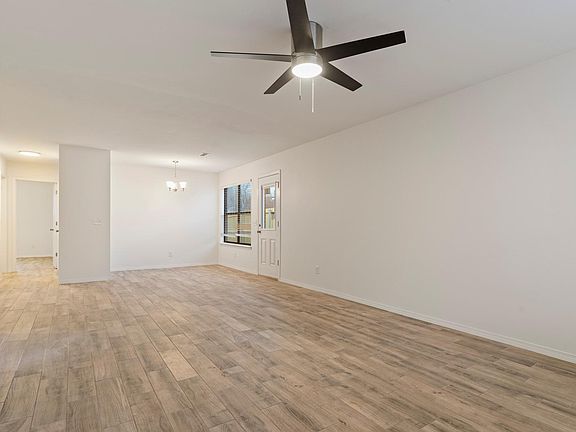4th image of 1473 N Dawn Dr