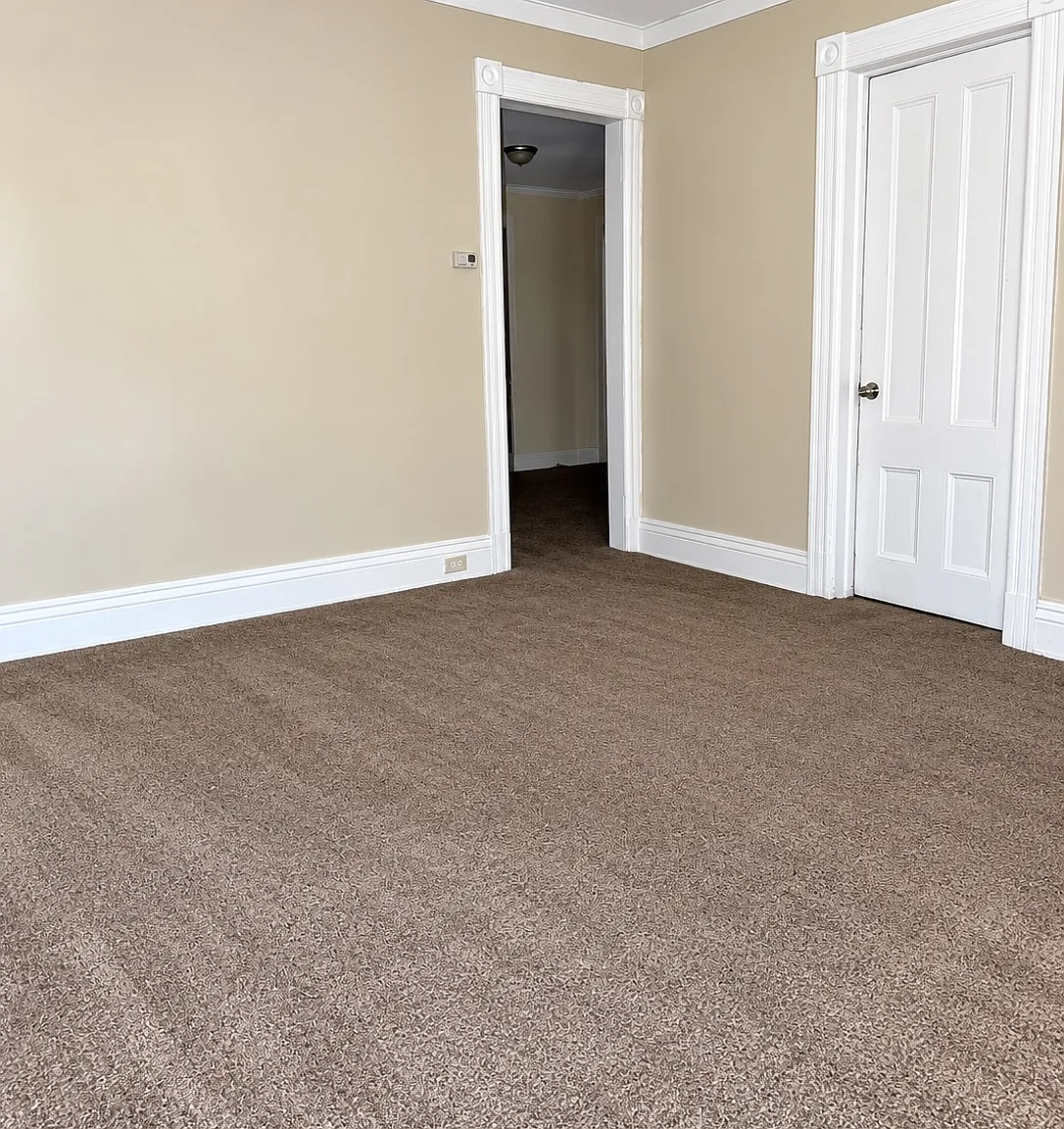 302 Seward St — Photo 3