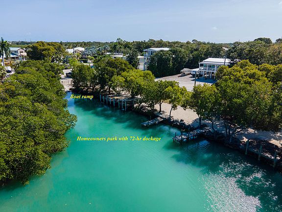 4th image of 183 Pearl Ave