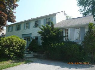 691 Cherry Tree Rd, Upper Chichester, PA 19014