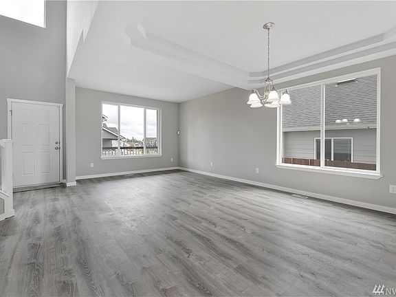 3rd image of 3615 81st Dr NE