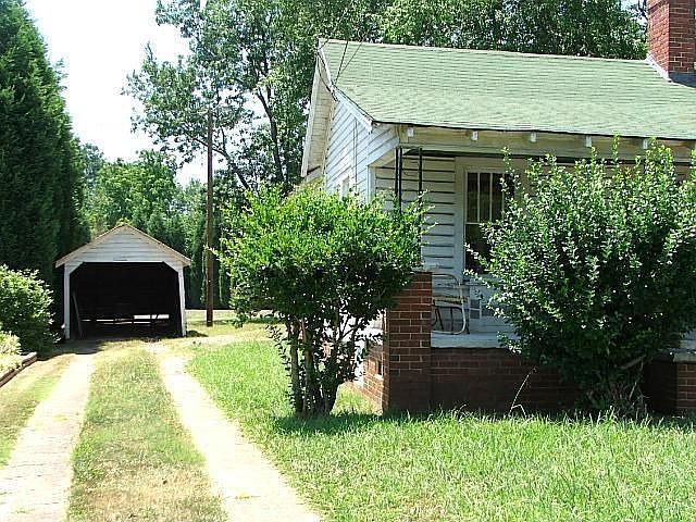 2nd image of 308 S Ayersville Rd