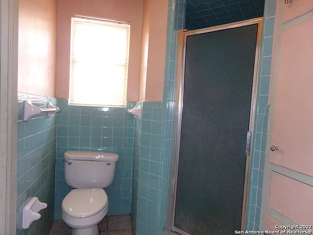 5975 Babcock Rd — Photo 23