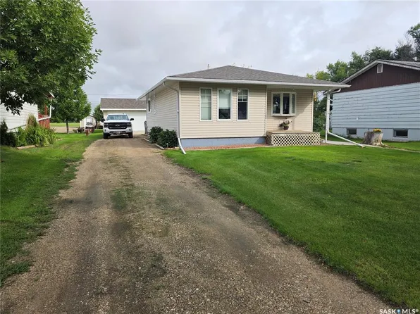 758 Saskatchewan AVENUE, Milden, SK S0L 2L0