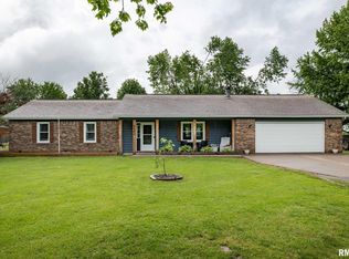 6443 Roberts Rd, Marion, IL 62959