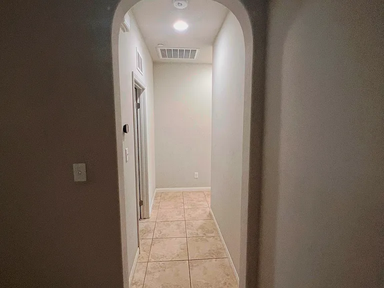 2000 Suncrisp Ln — Photo 19