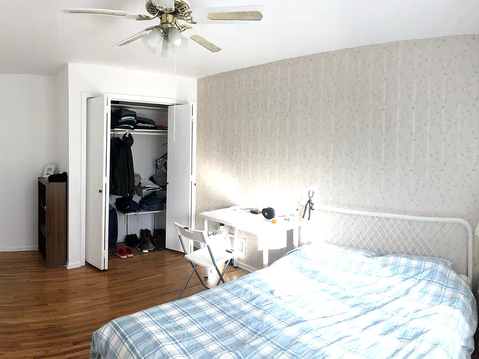 30 Phelps Ave #1