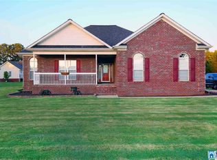 34 Southwood Dr, Oxford, AL 36203