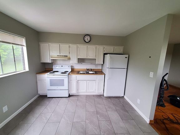 3rd image of 11643 State Road 56 #1
