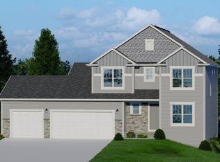 224 Farmstead Dr E, Slinger, WI 53086