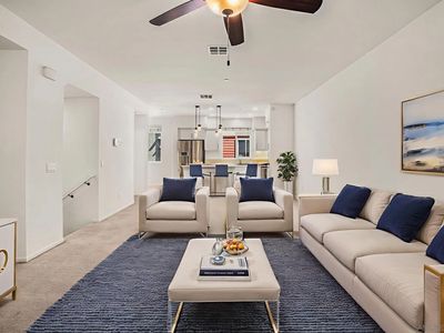 225 Royal Gln Unit 408, Escondido, CA, 92025