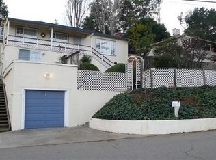 8001 Sterling Dr, Oakland, CA 94605