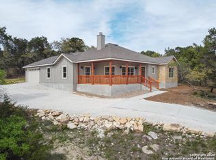 206 Magnolia Mdw, Canyon Lake, TX 78133