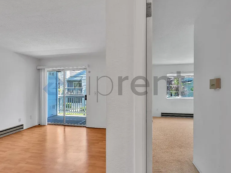 535 Lighthouse Dr #1 — Photo 17