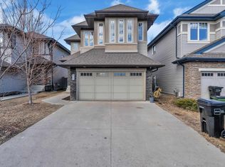 642 Adams Way SW, Edmonton, AB T6W 0K1