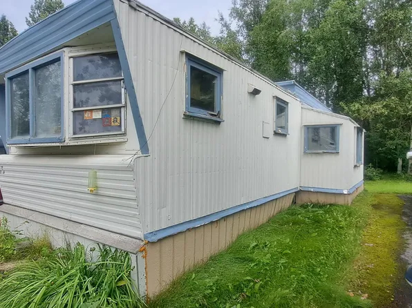 2221 E Muldoon Rd #43, Anchorage, AK 99504