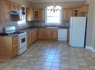 54 Arizona St, Fall River, MA 02723